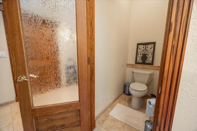 737 Pinecrest Drive, Grants Pass, OR 97526