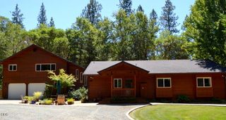 737 Pinecrest Drive, Grants Pass, OR 97526