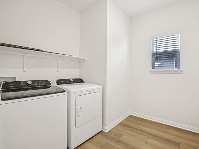 721 Universal DR, Hutto, TX 78634