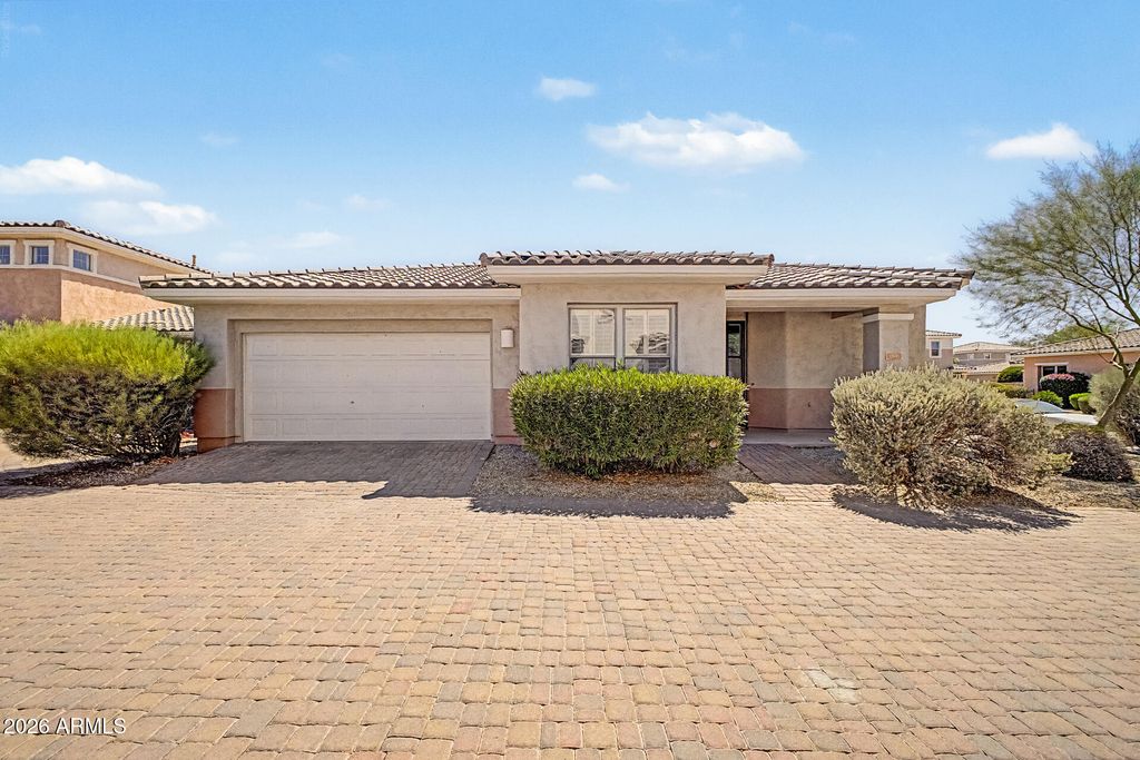 13681 W CYPRESS Street, Goodyear, AZ 85395