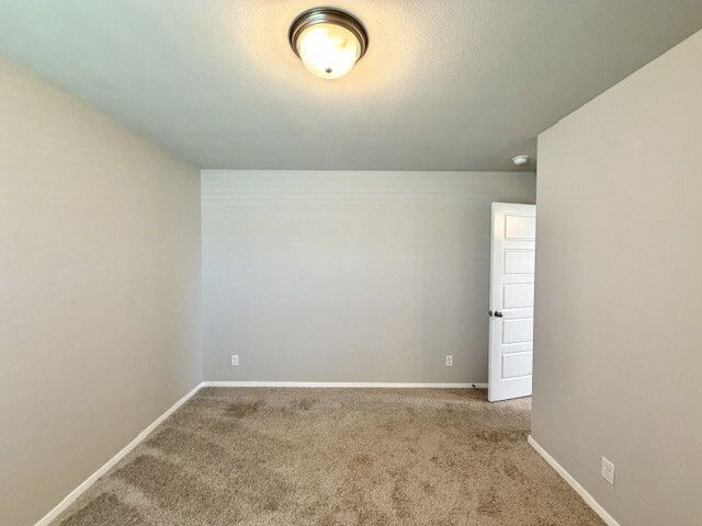 8607 E 161st Place S, Bixby, OK 74008