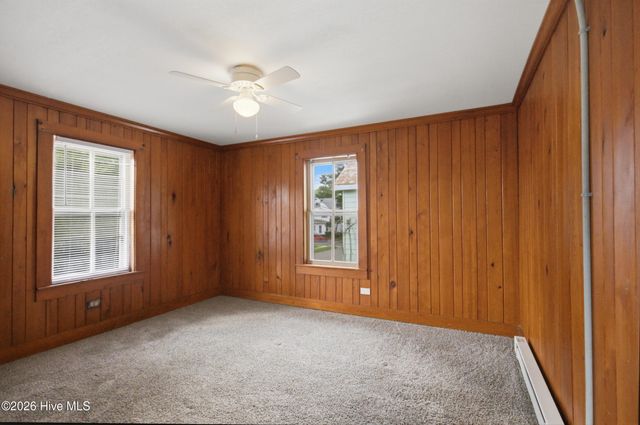 806 2nd Street, Elizabeth City, NC 27909