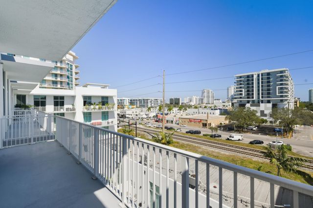 2100 Van Buren Street 510, Hollywood, FL 33020