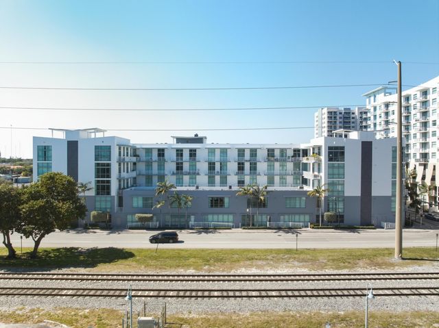 2100 Van Buren Street 510, Hollywood, FL 33020
