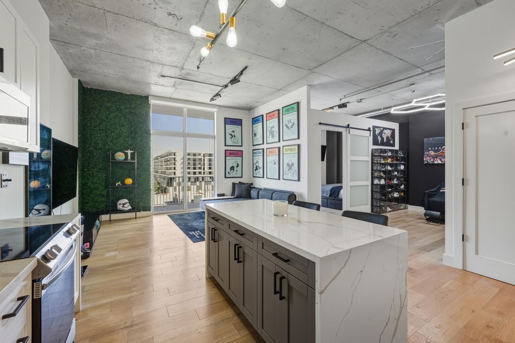 2100 Van Buren Street 510, Hollywood, FL 33020