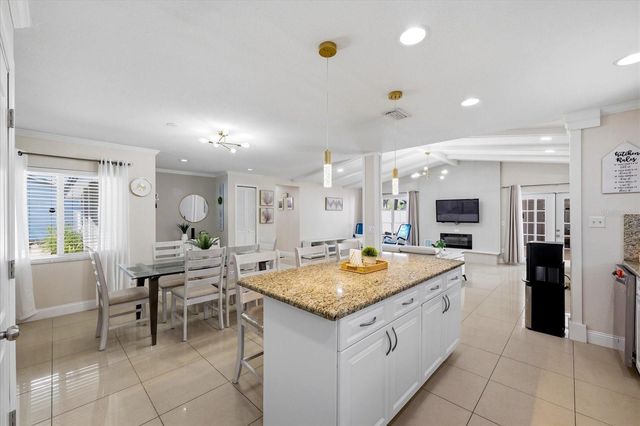 8331 W POCAHONTAS AVENUE, Tampa, FL 33615