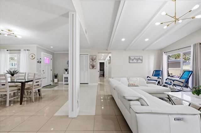 8331 W POCAHONTAS AVENUE, Tampa, FL 33615