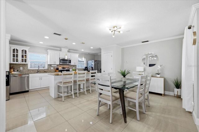 8331 W POCAHONTAS AVENUE, Tampa, FL 33615