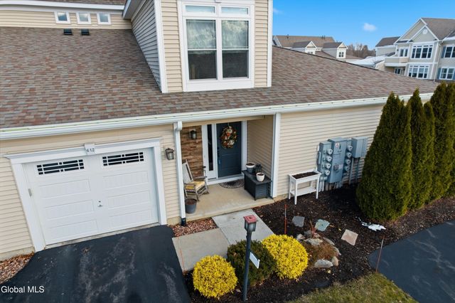 612 Lois Lane, Niskayuna, NY 12304