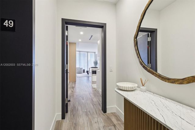 801 S Miami Ave 4902, Miami, FL 33130