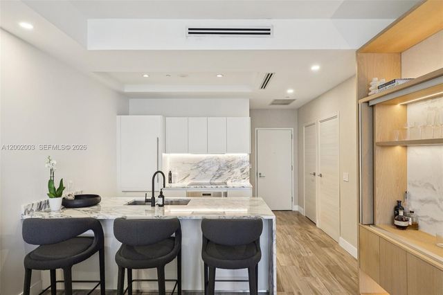 801 S Miami Ave 4902, Miami, FL 33130