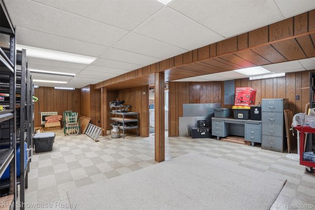 31167 Maplewood Street, Garden City, MI 48135