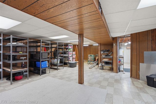 31167 Maplewood Street, Garden City, MI 48135