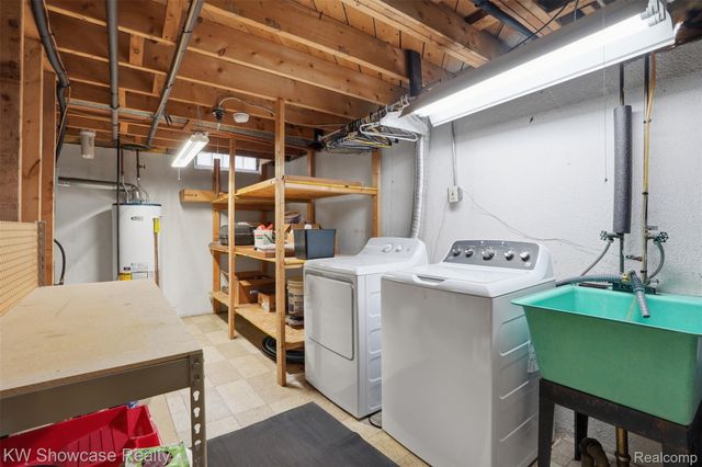 31167 Maplewood Street, Garden City, MI 48135