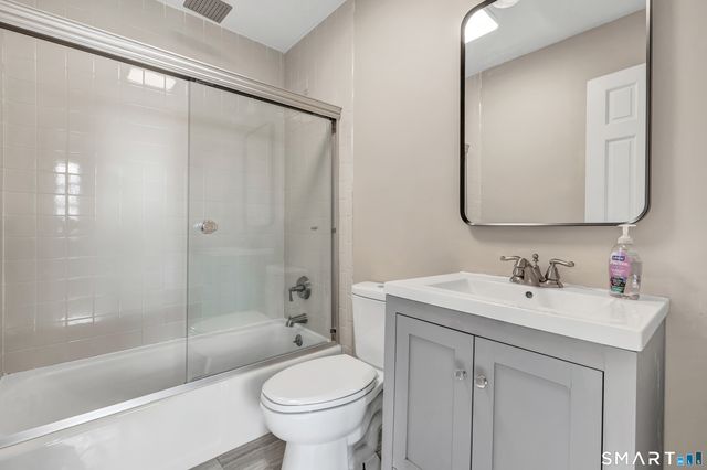 202 Soundview Avenue 60, Stamford, CT 06902