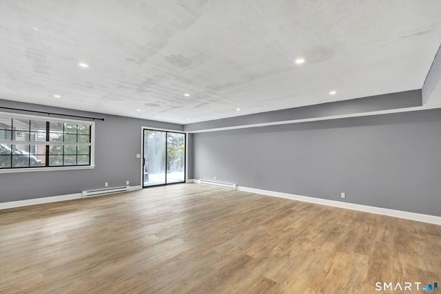 202 Soundview Avenue 60, Stamford, CT 06902