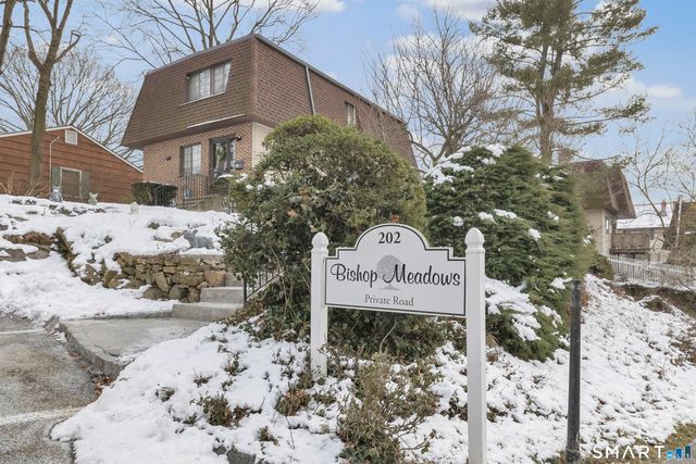 202 Soundview Avenue 60, Stamford, CT 06902