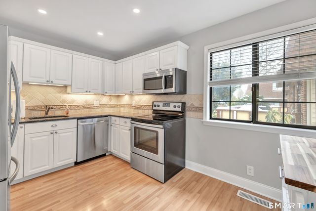 202 Soundview Avenue 60, Stamford, CT 06902