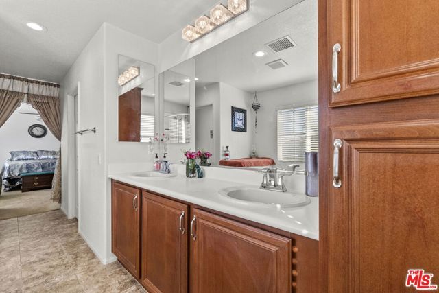 40924 Whitehall Street, Lake Elsinore, CA 92532