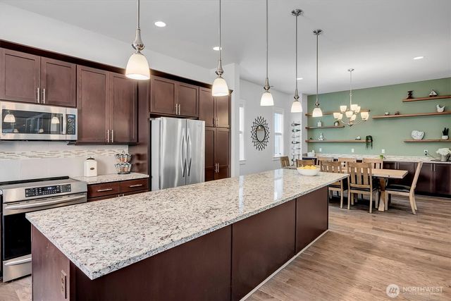 3425 Arrowroot Street SE, Lacey, WA 98513