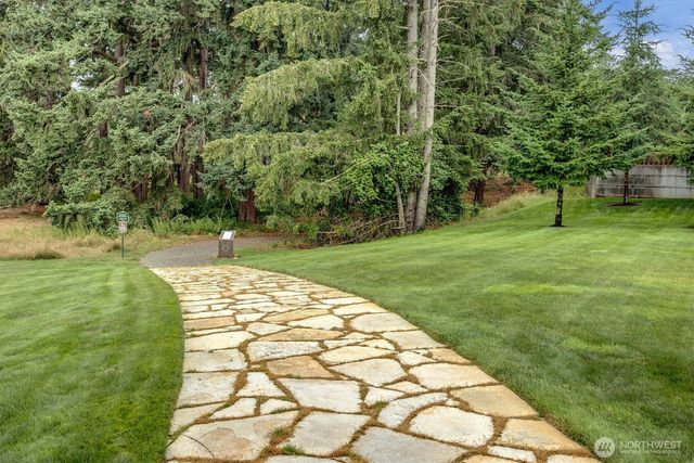 3425 Arrowroot Street SE, Lacey, WA 98513
