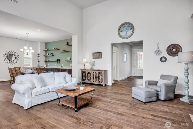 3425 Arrowroot Street SE, Lacey, WA 98513