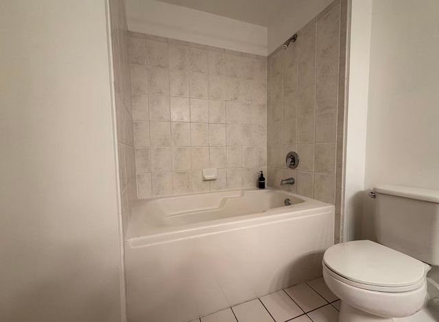 5200 S Ellis Avenue 207, Chicago, IL 60615