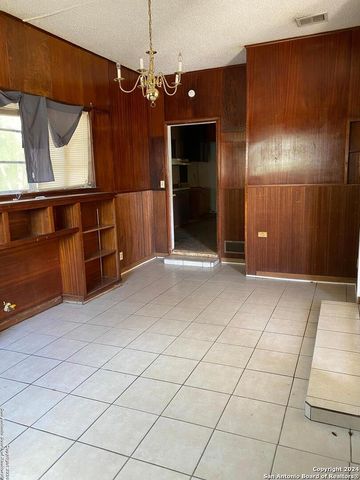 837 NEVADA ST, San Antonio, TX 78203