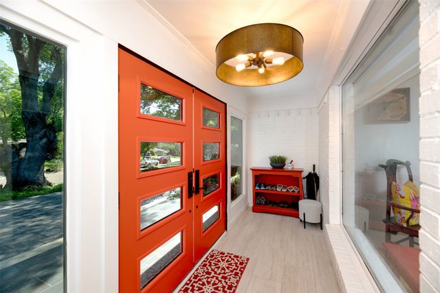 803 Brookhurst Drive, Dallas, TX 75218