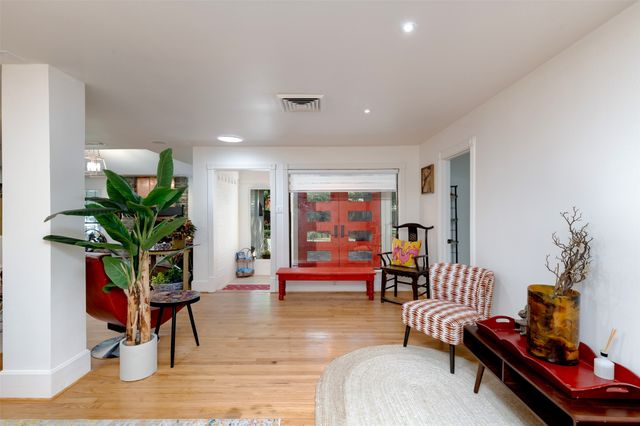 803 Brookhurst Drive, Dallas, TX 75218