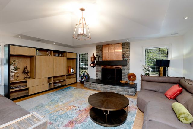 803 Brookhurst Drive, Dallas, TX 75218