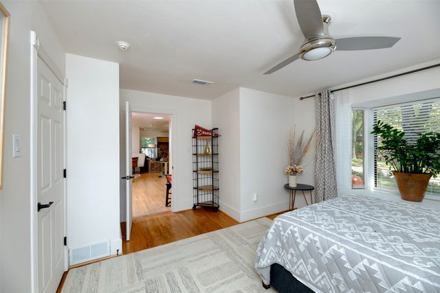 803 Brookhurst Drive, Dallas, TX 75218