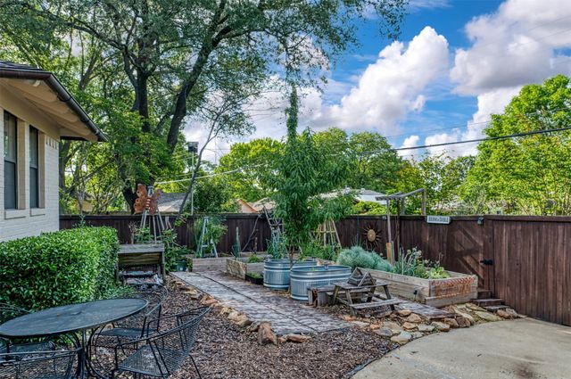803 Brookhurst Drive, Dallas, TX 75218