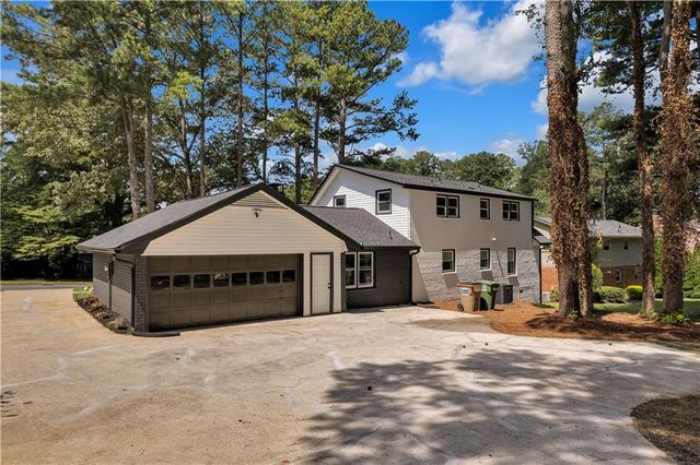 420 Northland SW Road, Mableton, GA 30126