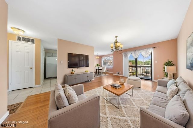 1190 W St Georges Ave C43, Linden City, NJ 07036