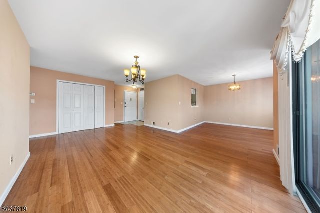 1190 W St Georges Ave C43, Linden City, NJ 07036