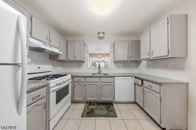 1190 W St Georges Ave C43, Linden City, NJ 07036