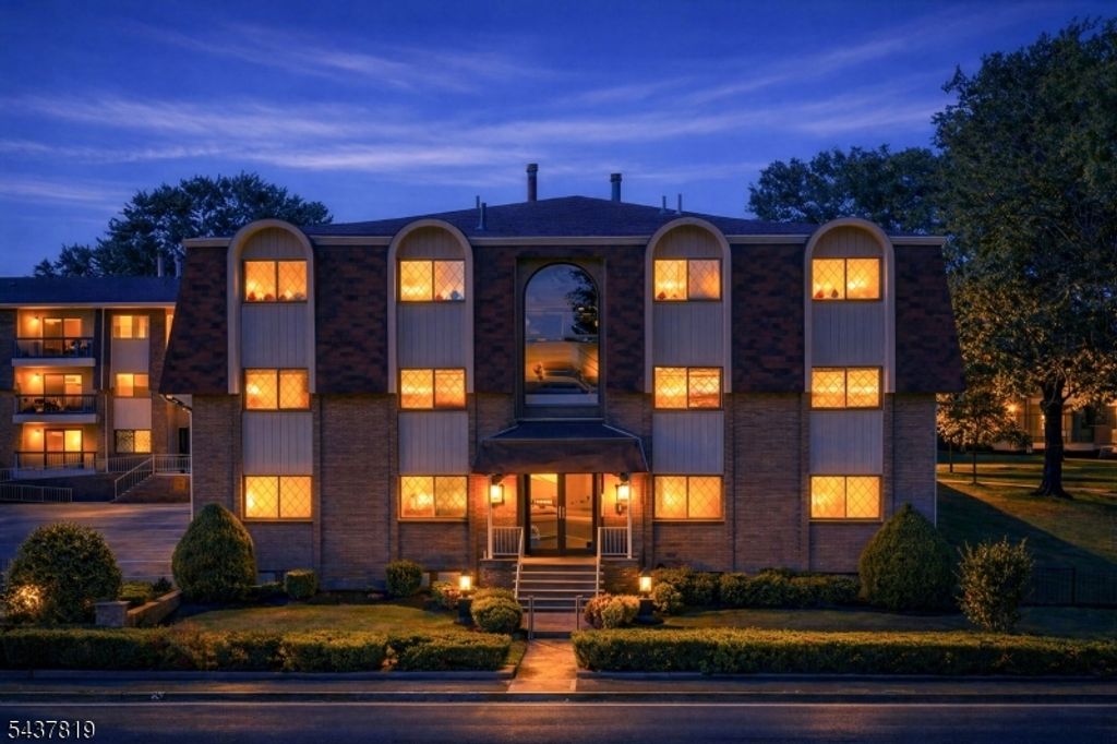 1190 W St Georges Ave C43, Linden City, NJ 07036