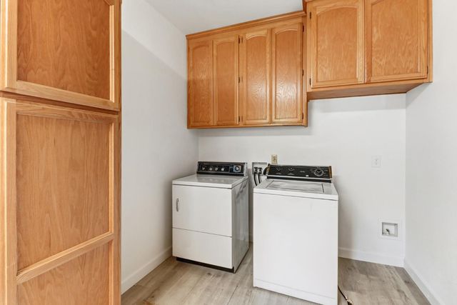 4229 T St, Sacramento, CA 95819