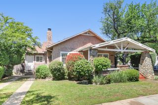 4229 T St, Sacramento, CA 95819