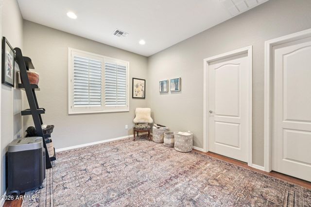 6233 W BAJADA Road, Phoenix, AZ 85083