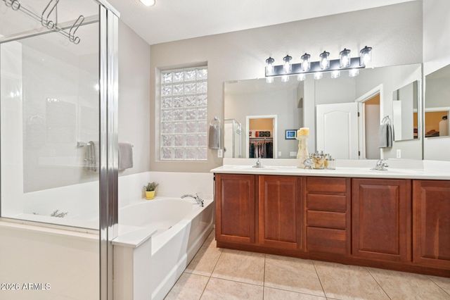 6233 W BAJADA Road, Phoenix, AZ 85083