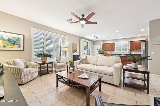 6233 W BAJADA Road, Phoenix, AZ 85083