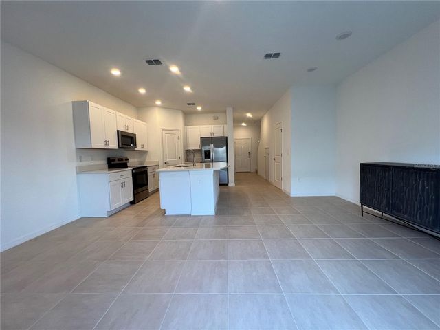 2211 PORTRAIT STREET, Kissimmee, FL 34758