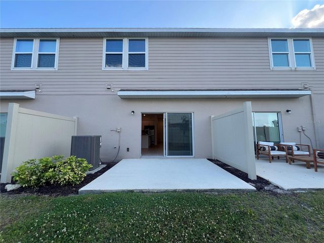 2211 PORTRAIT STREET, Kissimmee, FL 34758