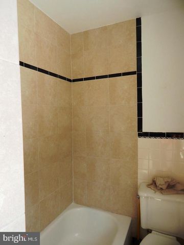 718 W ELM ST, Norristown, PA 19401