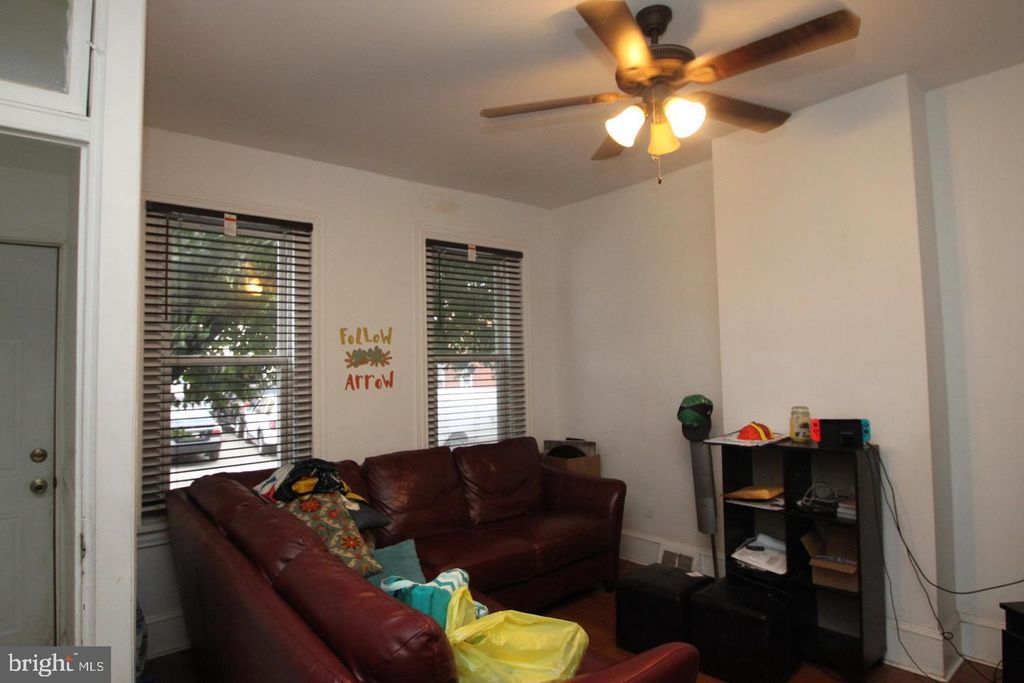 718 W ELM ST, NORRISTOWN, PA 19401 — photo 2