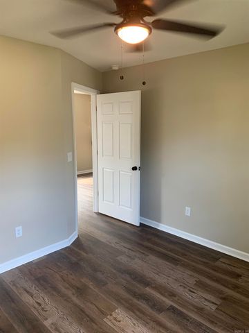 126 Jonquil Place, Hot Springs, AR 71913