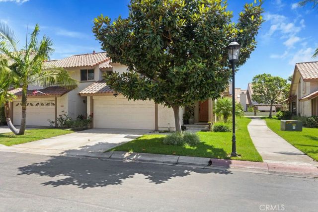 20932 Coastview Lane, Huntington Beach, CA 92648