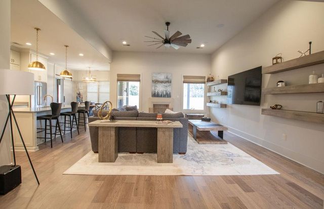 459 OMA CV, Memphis, TN 38117